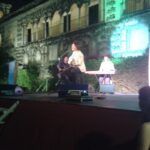 Cantando Hugo Salazar
